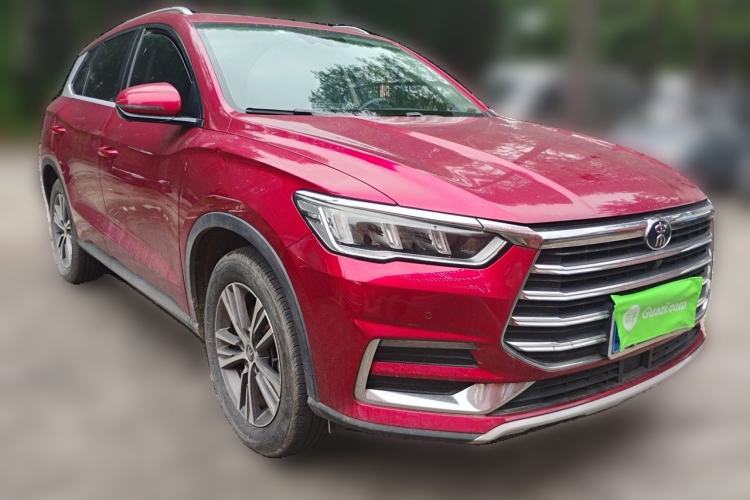 Used BYD Song Pro 2019 1.5T Automatic Luxury Model Front Right 45 Deg