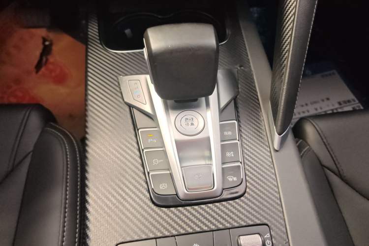 Used BYD Song Pro 2019 1.5T Automatic Elite Edition Gear Lever