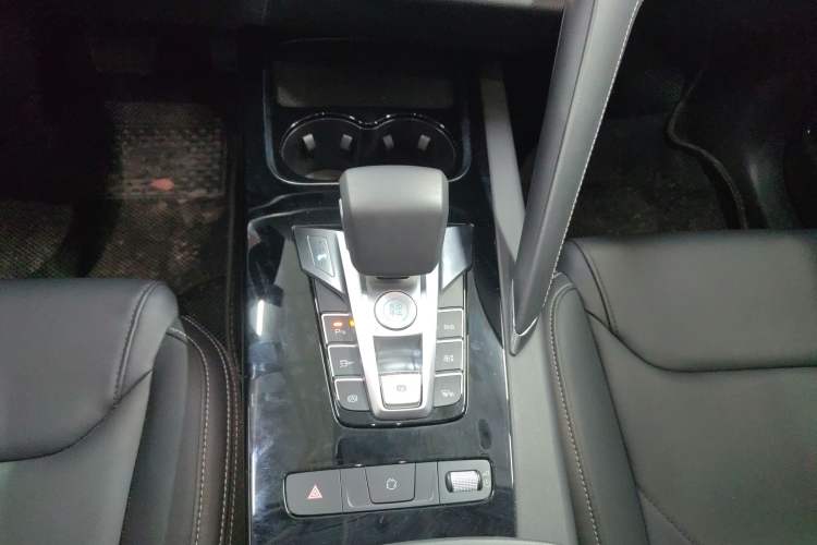 Used BYD Song Pro 2019 1.5T Automatic Elite Edition Gear Lever