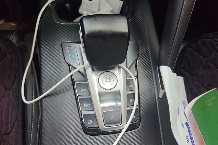 Used BYD Song Pro 2019 1.5T Automatic Luxury Model Gear Lever