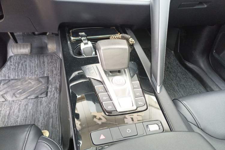 Used BYD Song Pro 2019 1.5T Automatic Elite Edition Gear Lever