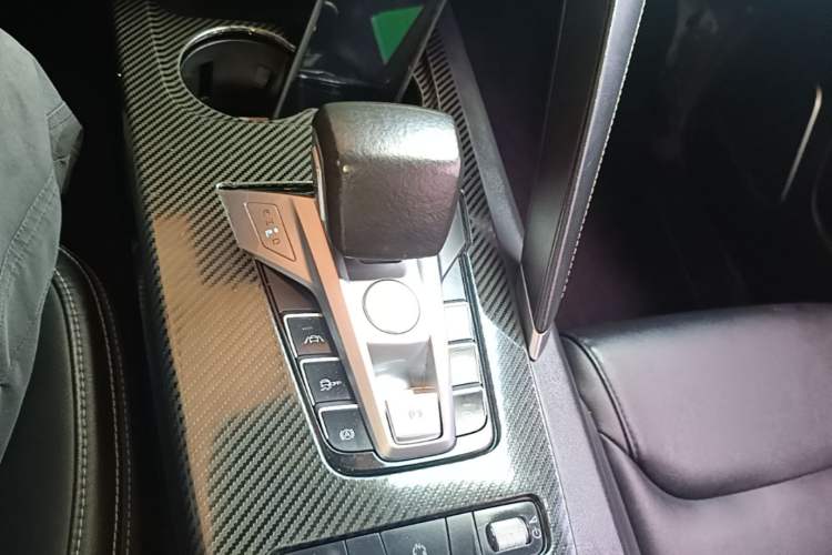 Used BYD Song Pro 2019 1.5T Automatic Luxury Model Gear Lever
