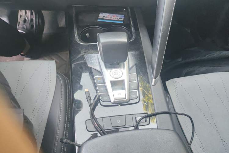 Used BYD Song Pro 2019 1.5T Automatic Elite Edition Gear Lever