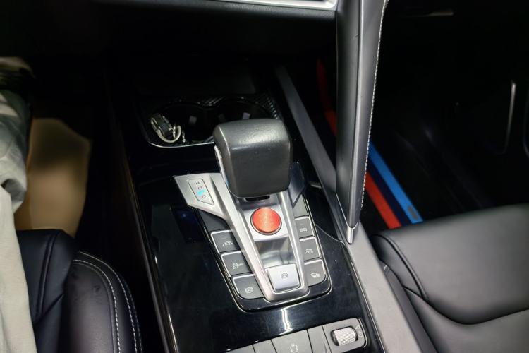 Used BYD Song Pro 2019 1.5T Automatic Luxury Model Gear Lever