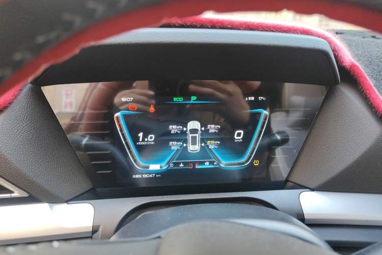 Used BYD Song Pro 2019 1.5T Automatic Luxury Model Instrument Cluster