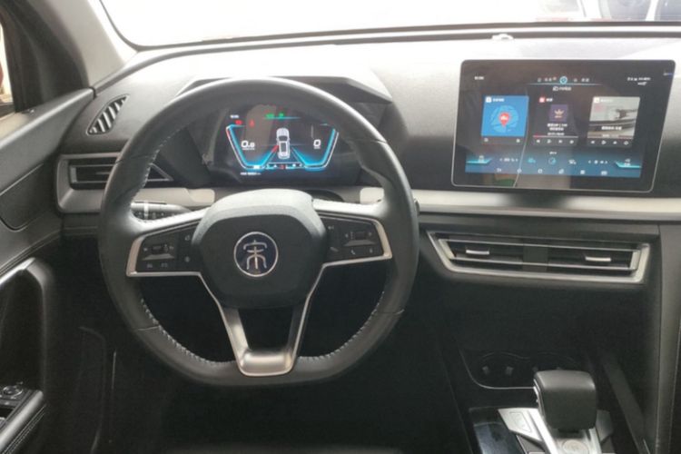 Used BYD Song Pro 2019 1.5T Automatic Luxury Model Interior 1