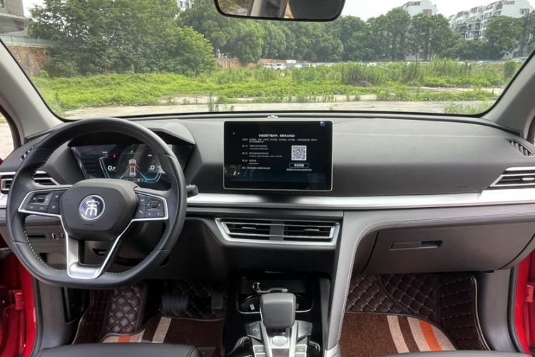 Used BYD Song Pro 2019 1.5T Automatic Luxury Model Interior 10