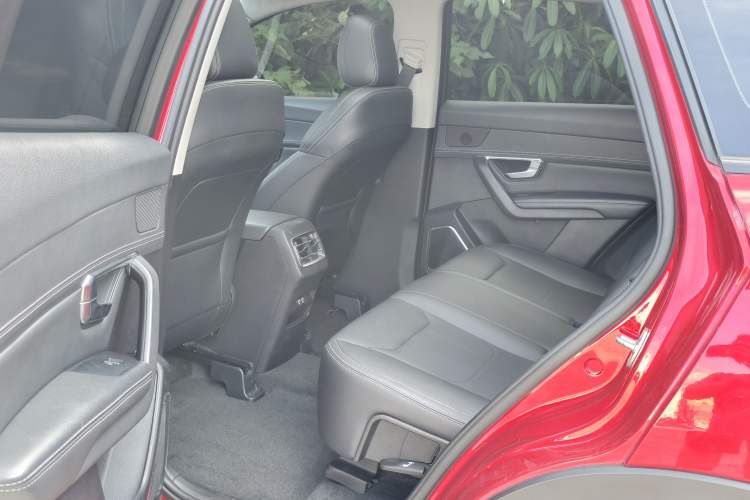 Used BYD Song Pro 2019 1.5T Automatic Luxury Model Interior 3