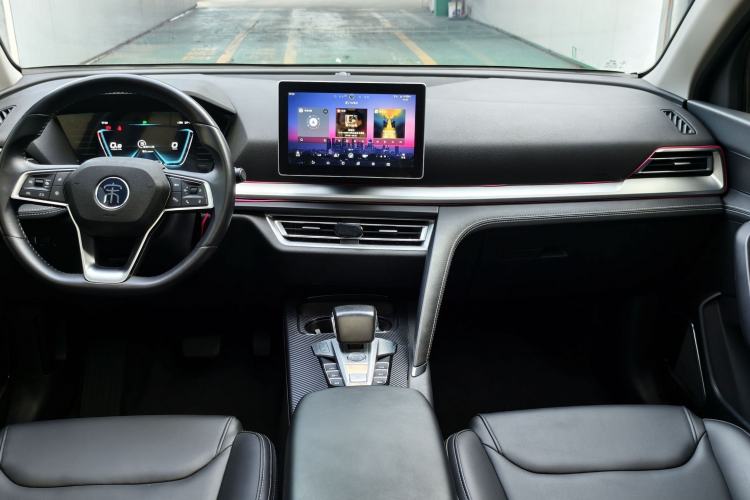 Used BYD Song Pro 2019 1.5T Automatic Luxury Model Interior 4