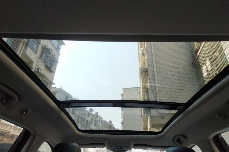 Used BYD Song Pro 2019 1.5T Automatic Elite Edition Interior 7