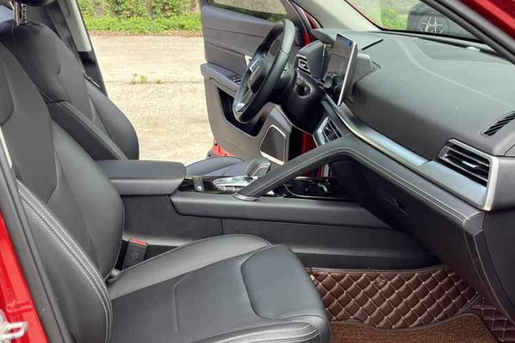Used BYD Song Pro 2019 1.5T Automatic Luxury Model Interior 8