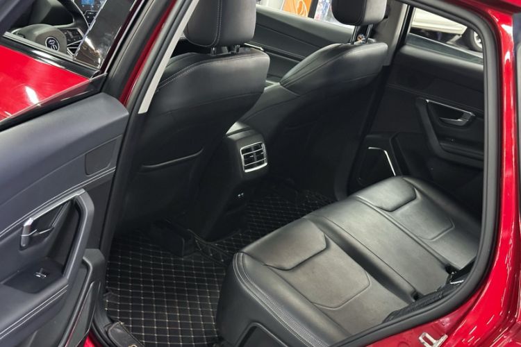 Used BYD Song Pro 2019 1.5T Automatic Luxury Model Interior 9