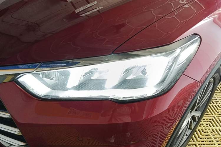 Used BYD Song Pro 2019 1.5T Automatic Luxury Model Left Front Headlight