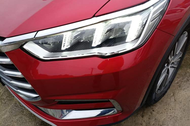 Used BYD Song Pro 2019 1.5T Automatic Elite Edition Left Front Headlight