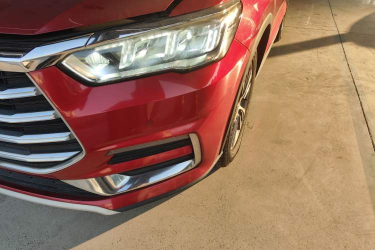 Used BYD Song Pro 2019 1.5T Automatic Luxury Model Left Front Headlight