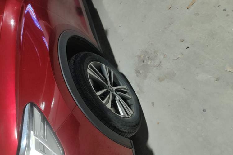Used BYD Song Pro 2019 1.5T Automatic Elite Edition Left Front Wheel Hub