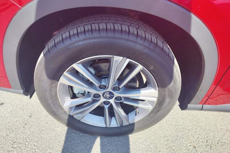 Used BYD Song Pro 2019 1.5T Automatic Luxury Model Left Front Wheel Hub