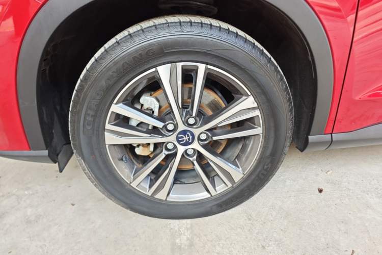 Used BYD Song Pro 2019 1.5T Automatic Luxury Model Left Front Wheel Hub