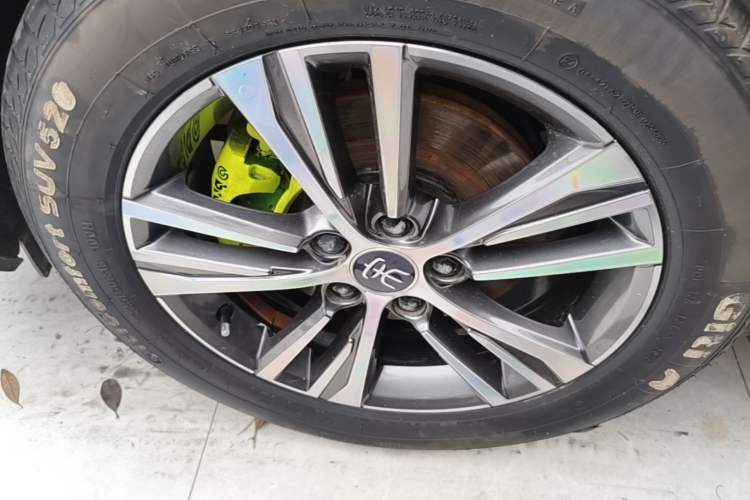 Used BYD Song Pro 2019 1.5T Automatic Luxury Model Left Front Wheel Hub