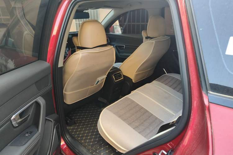 Used BYD Song Pro 2019 1.5T Automatic Luxury Model Left Rear Seat