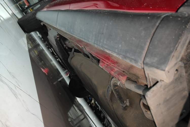 Used BYD Song Pro 2019 1.5T Automatic Elite Edition Left Side Sill