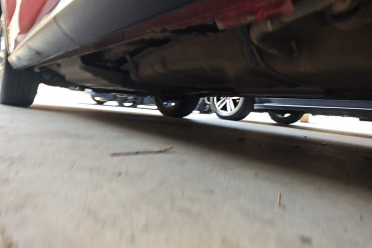 Used BYD Song Pro 2019 1.5T Automatic Luxury Model Left Side Sill