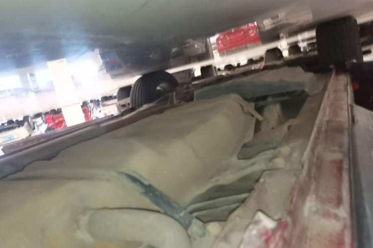 Used BYD Song Pro 2019 1.5T Automatic Luxury Model Left Side Sill