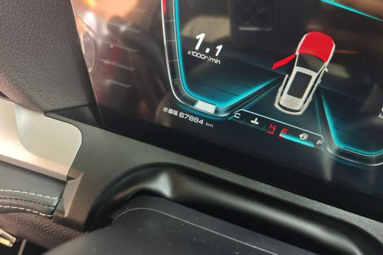 Used BYD Song Pro 2019 1.5T Automatic Prestige Model Odometer Close Up