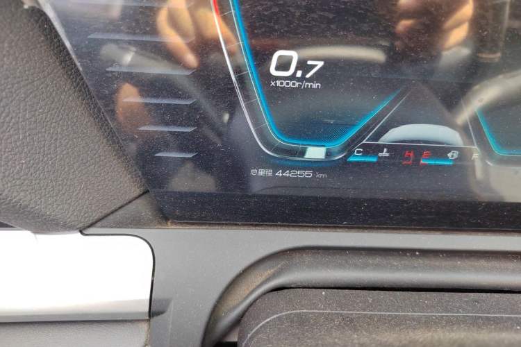Used BYD Song Pro 2019 1.5T Automatic Luxury Model Odometer Close Up