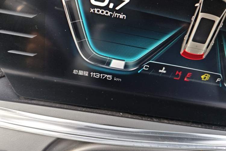 Used BYD Song Pro 2019 1.5T Automatic Prestige Model Odometer Close Up