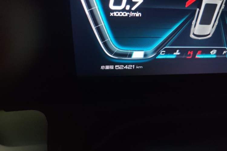 Used BYD Song Pro 2019 1.5T Automatic Luxury Model Odometer Close Up