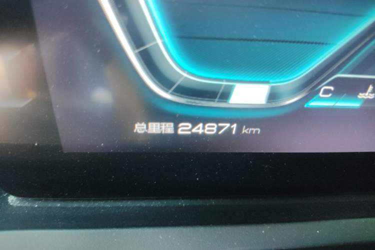 Used BYD Song Pro 2019 1.5T Automatic Luxury Model Odometer Close Up