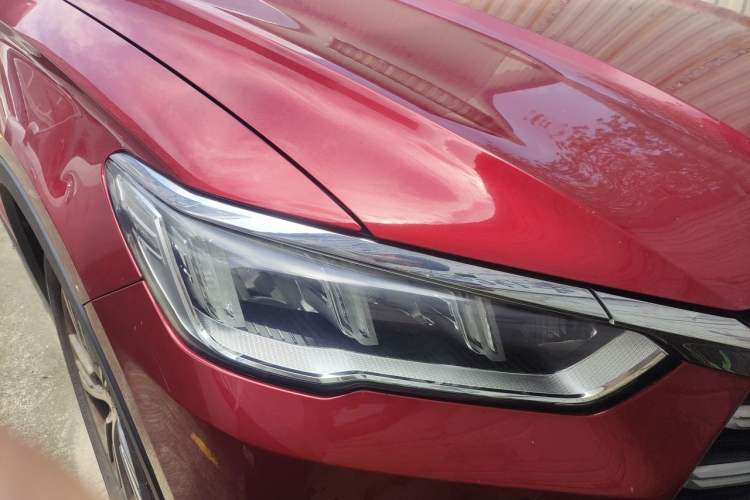 Used BYD Song Pro 2019 1.5T Automatic Luxury Model Right Front Headlight