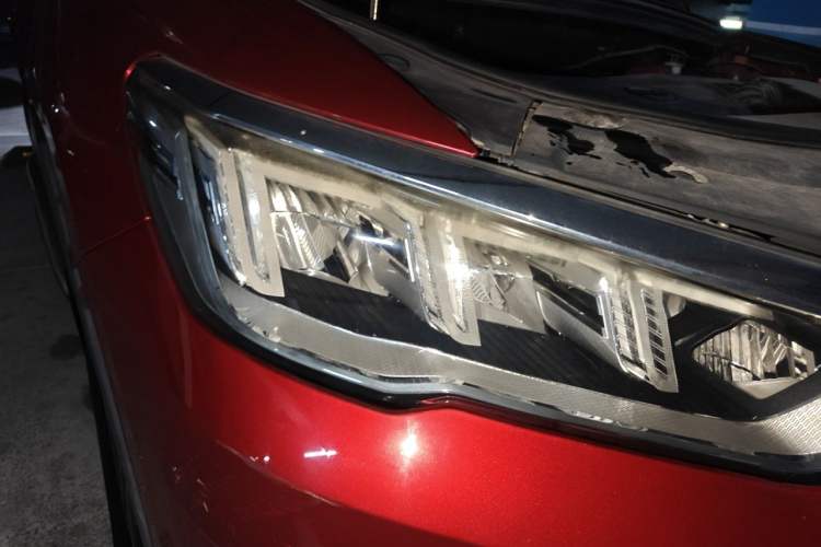 Used BYD Song Pro 2019 1.5T Automatic Luxury Model Right Front Headlight