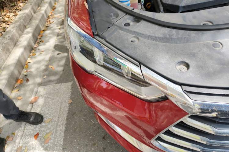 Used BYD Song Pro 2019 1.5T Automatic Elite Edition Right Front Headlight