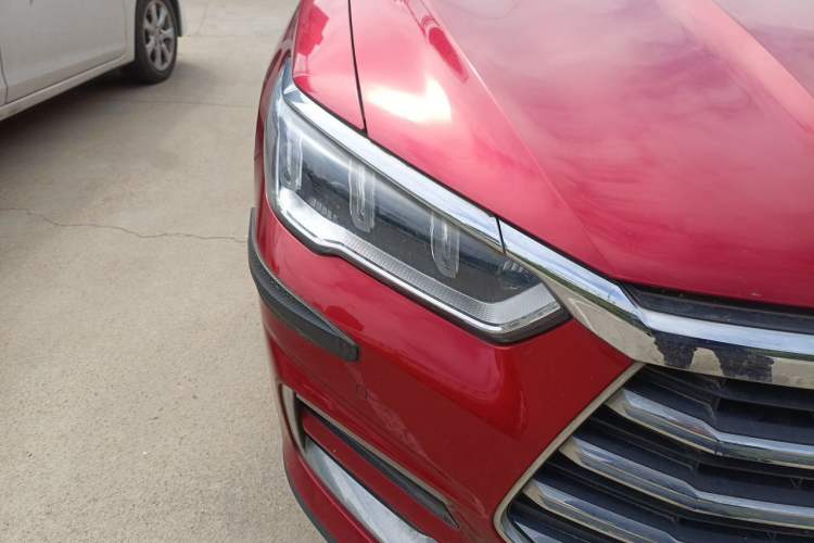 Used BYD Song Pro 2019 1.5T Automatic Luxury Model Right Front Headlight