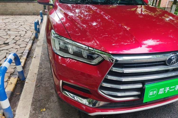 Used BYD Song Pro 2019 1.5T Automatic Elite Edition Right Front Headlight