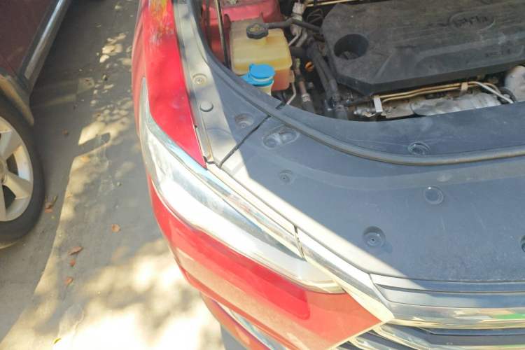 Used BYD Song Pro 2019 1.5T Automatic Elite Edition Right Front Headlight