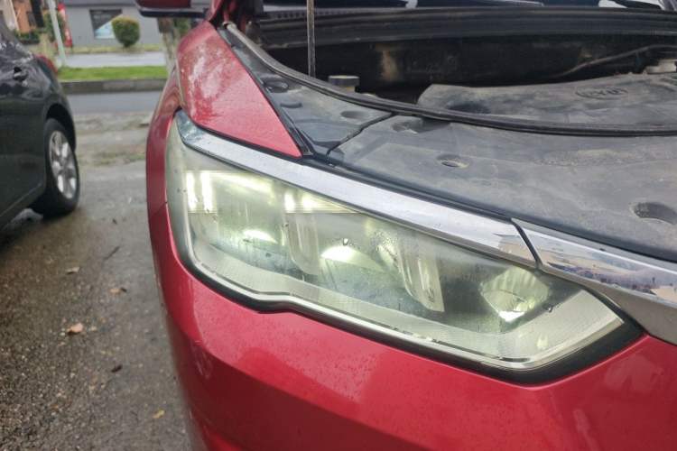 Used BYD Song Pro 2019 1.5T Automatic Elite Edition Right Front Headlight