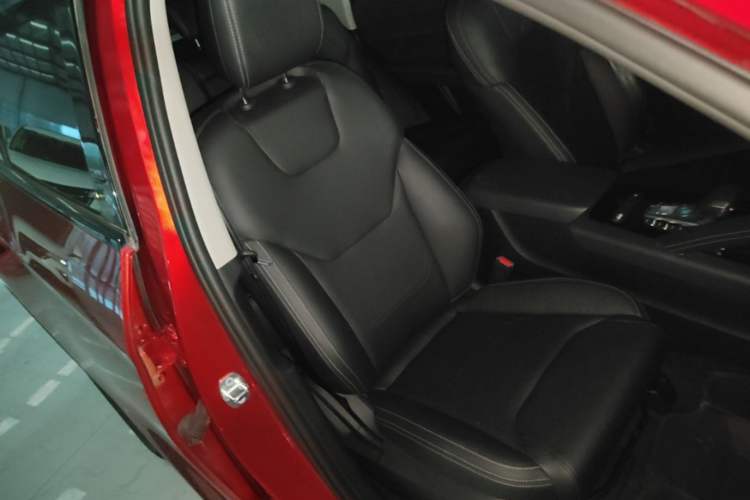 Used BYD Song Pro 2019 1.5T Automatic Elite Edition Right Front Seat