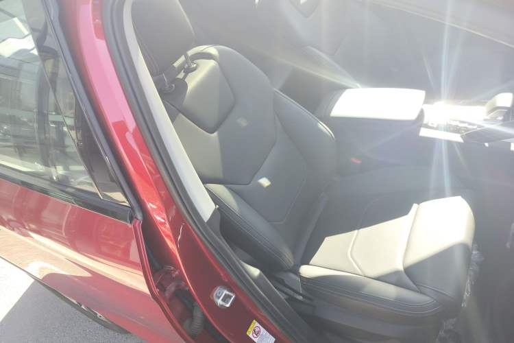 Used BYD Song Pro 2019 1.5T Automatic Luxury Model Right Front Seat