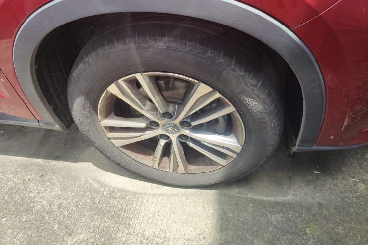 Used BYD Song Pro 2019 1.5T Automatic Luxury Model Right Front Wheel Hub