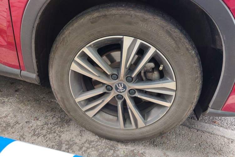 Used BYD Song Pro 2019 1.5T Automatic Elite Edition Right Front Wheel Hub