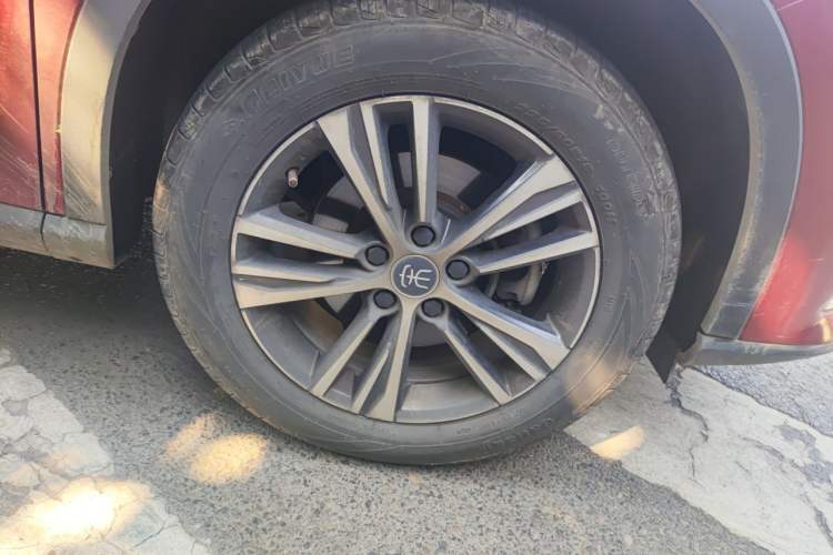 Used BYD Song Pro 2019 1.5T Automatic Elite Edition Right Front Wheel Hub
