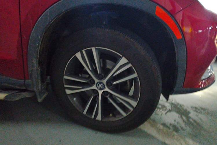 Used BYD Song Pro 2019 1.5T Automatic Luxury Model Right Front Wheel Hub