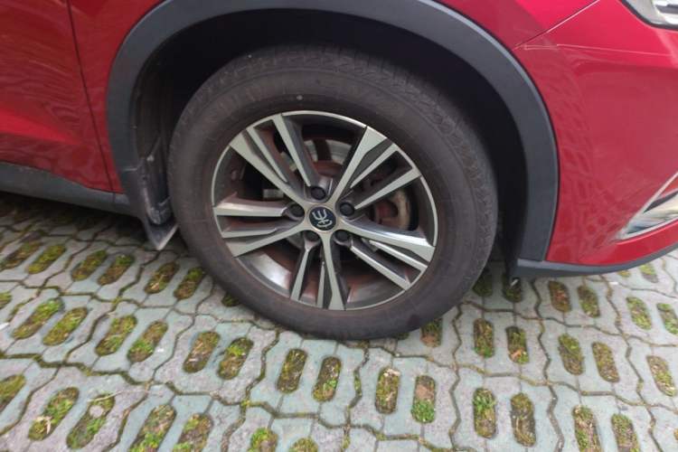 Used BYD Song Pro 2019 1.5T Automatic Elite Edition Right Front Wheel Hub