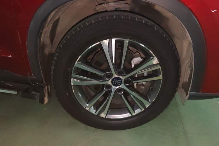 Used BYD Song Pro 2019 1.5T Automatic Luxury Model Right Front Wheel Hub