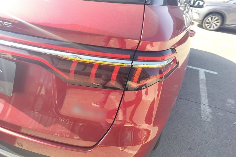 Used BYD Song Pro 2019 1.5T Automatic Luxury Model Right Rear Taillight
