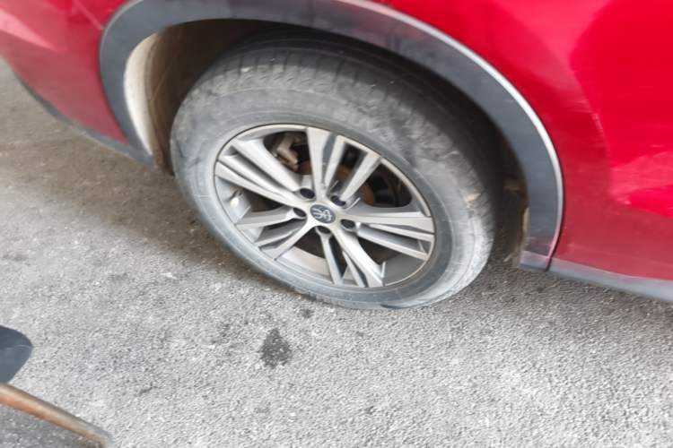 Used BYD Song Pro 2019 1.5T Automatic Elite Edition Right Rear Wheel Hub