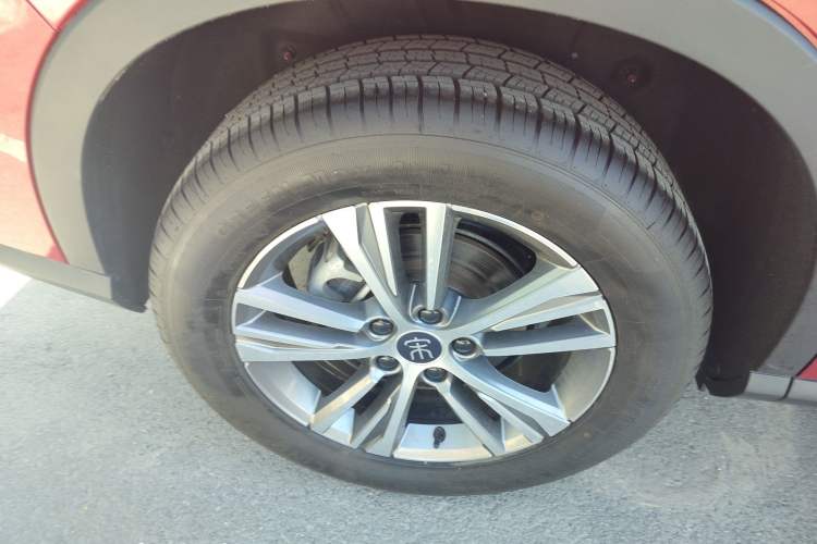 Used BYD Song Pro 2019 1.5T Automatic Luxury Model Right Rear Wheel Hub